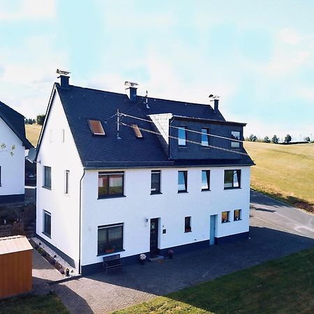 Beautiful Holiday Home Ideal For Hikers Kleinlangenfeld المظهر الخارجي الصورة