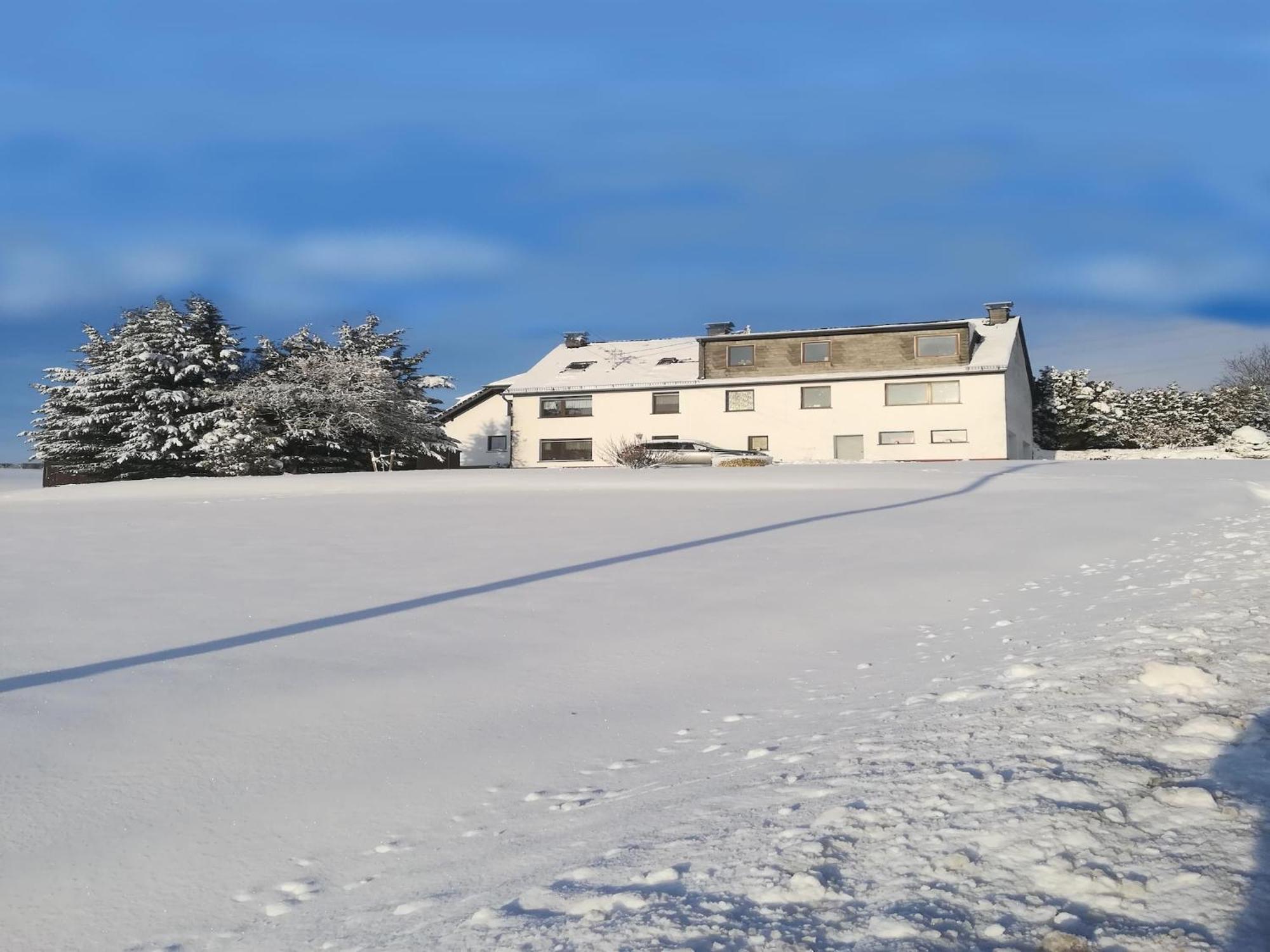 Beautiful Holiday Home Ideal For Hikers Kleinlangenfeld المظهر الخارجي الصورة