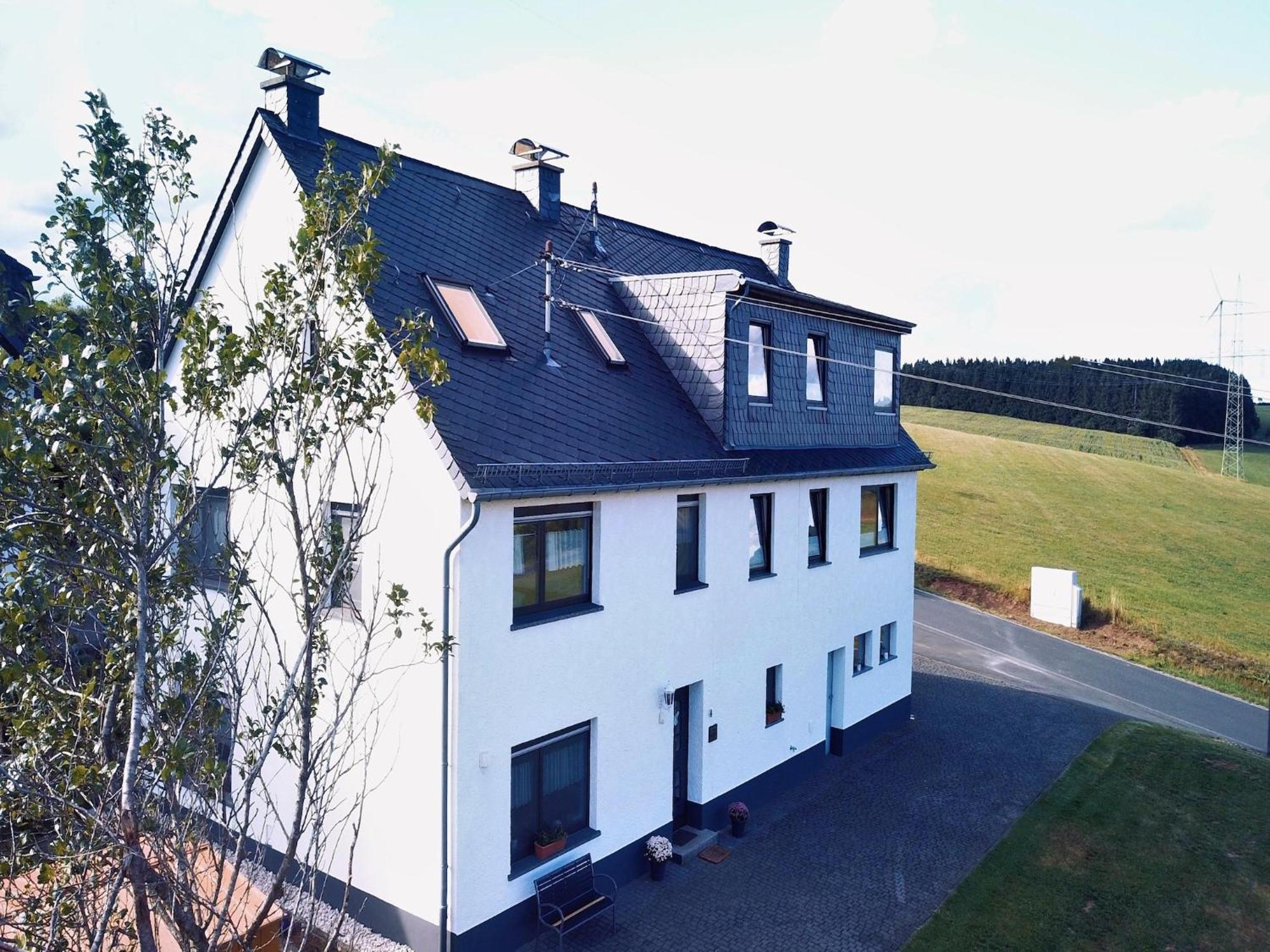 Beautiful Holiday Home Ideal For Hikers Kleinlangenfeld المظهر الخارجي الصورة